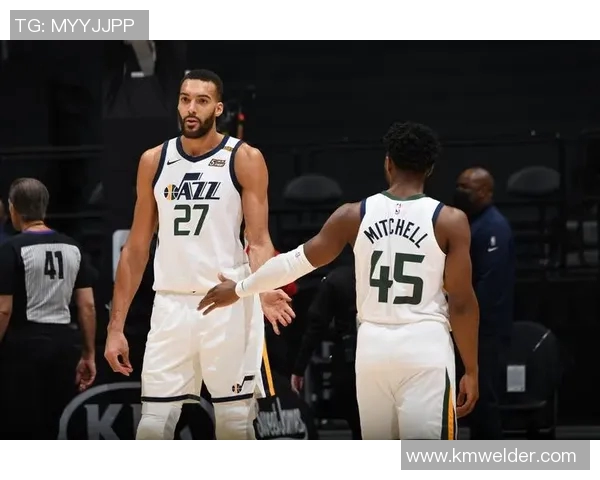 爵士球员戈贝尔：我们需要更专注于团队合作